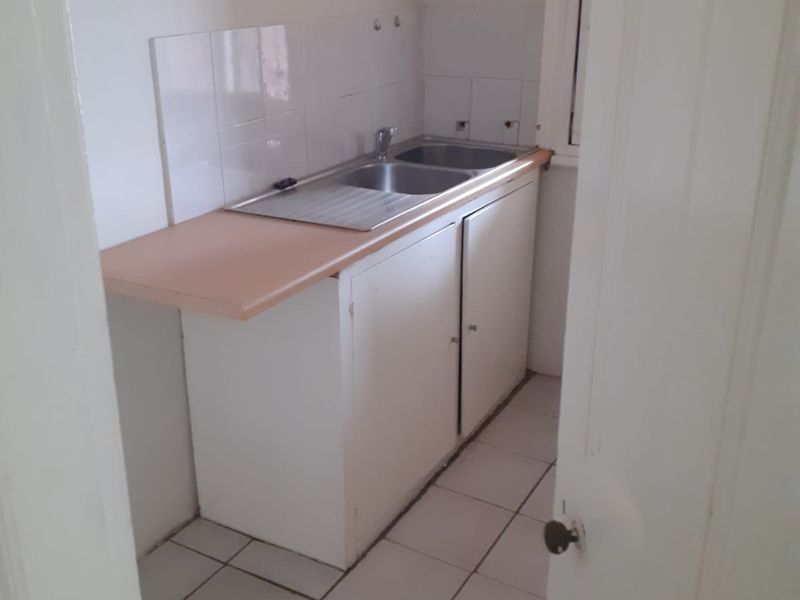 180sqm Office for rent at R19800-00 per month plus Vat - Photo 7