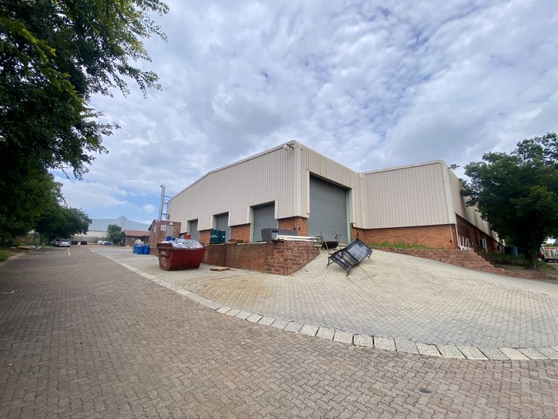 3185sqm Warehouse to Lease in Randjespark, Midrand - Photo 1