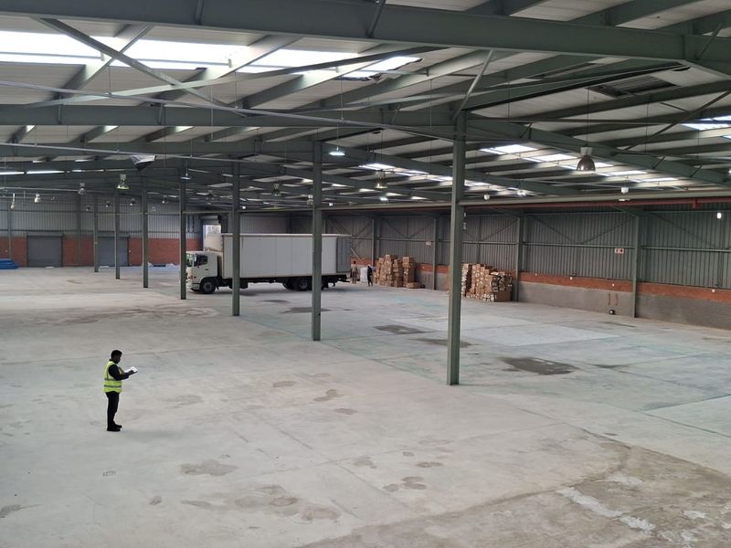 3185sqm Warehouse to Lease in Randjespark, Midrand - Photo 2