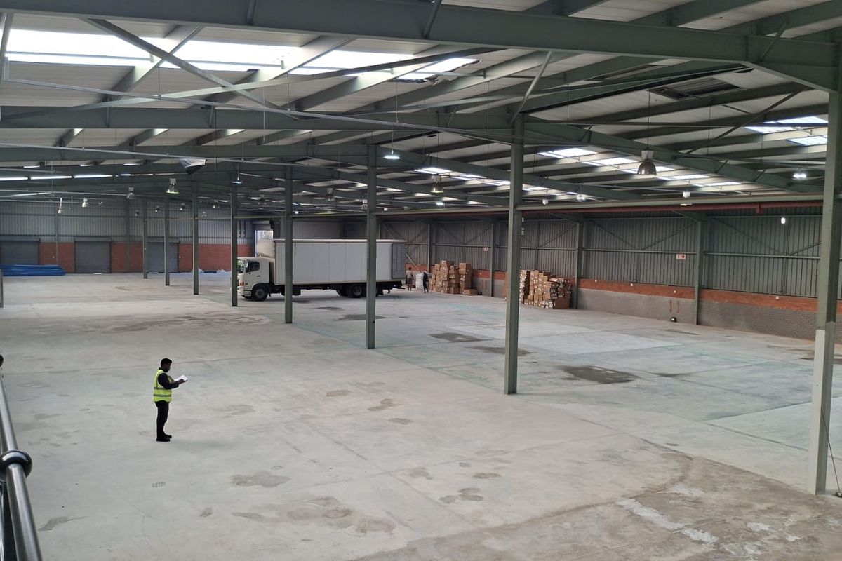 3185sqm Warehouse to Lease in Randjespark, Midrand - Photo 2