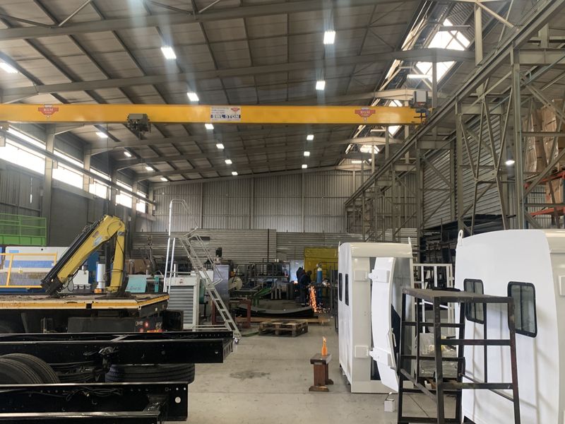 Warehouse to let in Longmeadow - Photo 3