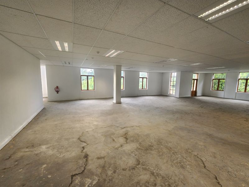 Office space to let in Strathavon, Sandton - Photo 4