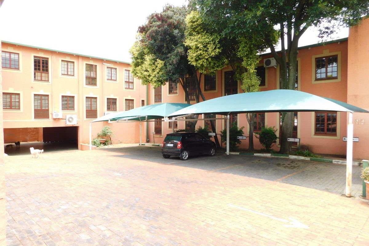 Move In Ready Ground Floor Offices To Rent Or To Purchase. - Photo 4
