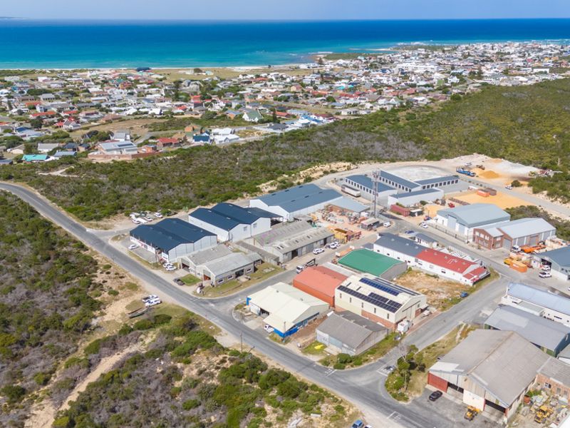 Prime positioned industrial unit - Photo 6