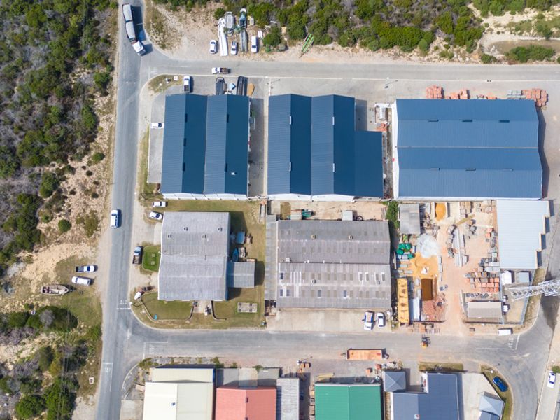 Prime positioned industrial unit - Photo 8