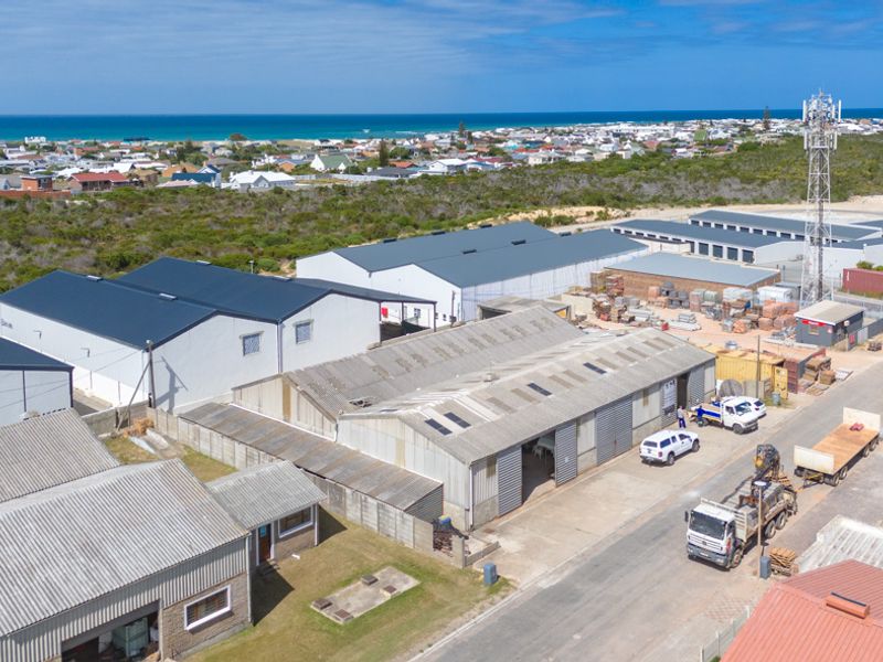 Prime positioned industrial unit - Photo 3