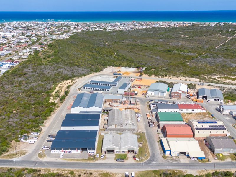 Prime positioned industrial unit - Photo 5