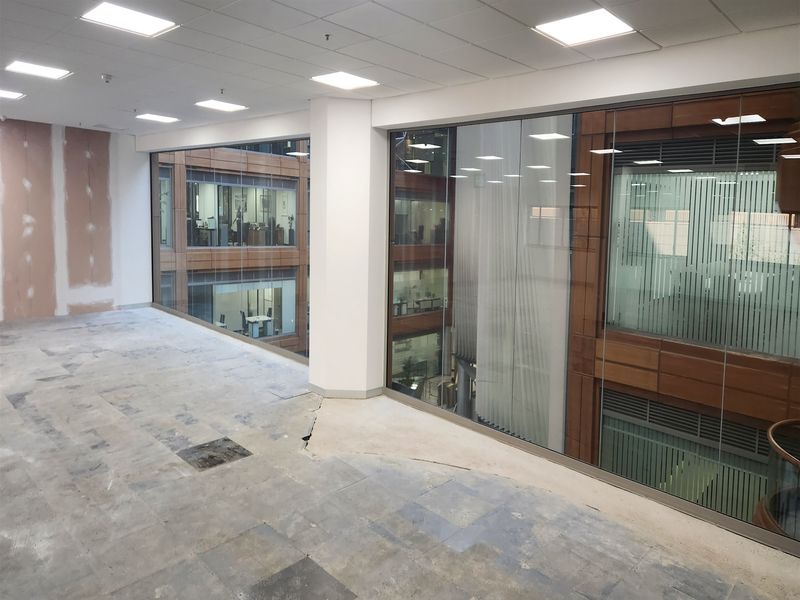 Offices to let in Sandhurst, Sandton - Photo 6