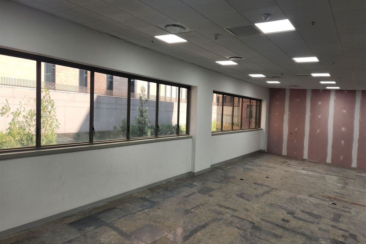 Offices to let in Sandhurst, Sandton - Photo 4