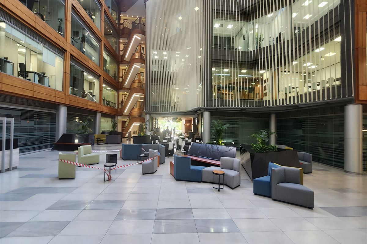 Offices to let in Sandhurst, Sandton - Photo 3