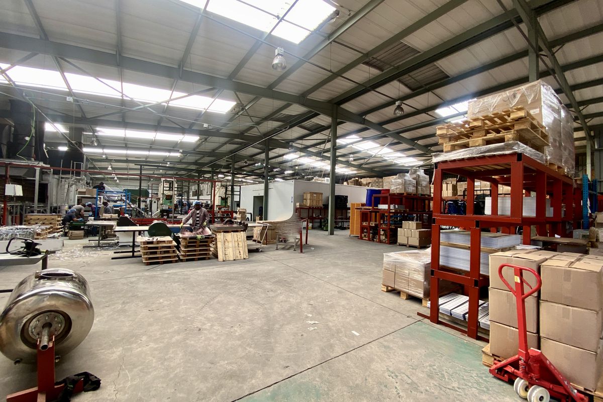 3,189m2 Warehouse with Offices | 630 Amps Power for sale or lease - Photo 4