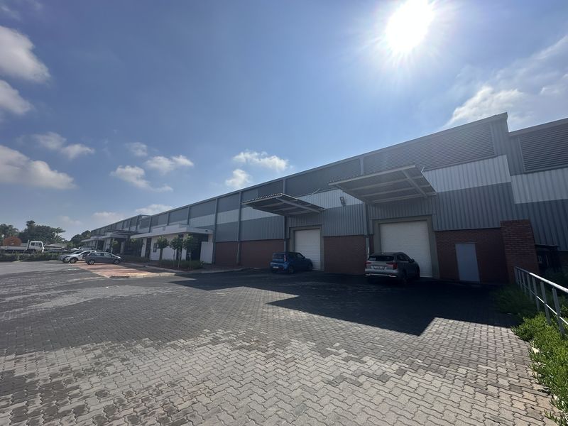 Direct from owners! 1127m2 WAREHOUSE TO LET IN IRENE (just off R21 Highway) - with interlink access! - Photo 4