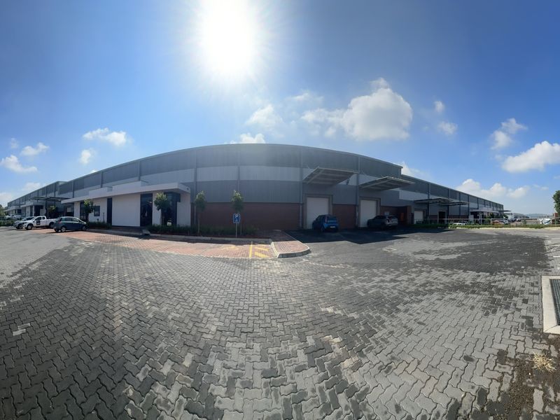 Direct from owners! 1127m2 WAREHOUSE TO LET IN IRENE (just off R21 Highway) - with interlink access! - Photo 3