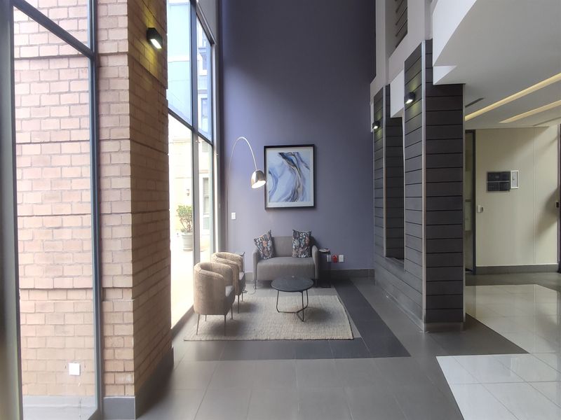 Offices to let in Illovo - Photo 2