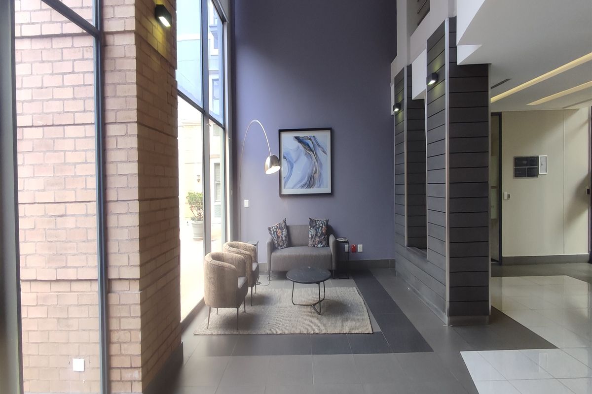 Offices to let in Illovo - Photo 2