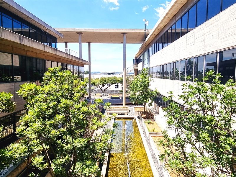 Freestanding building in Woodmead North Office Park - Photo 2