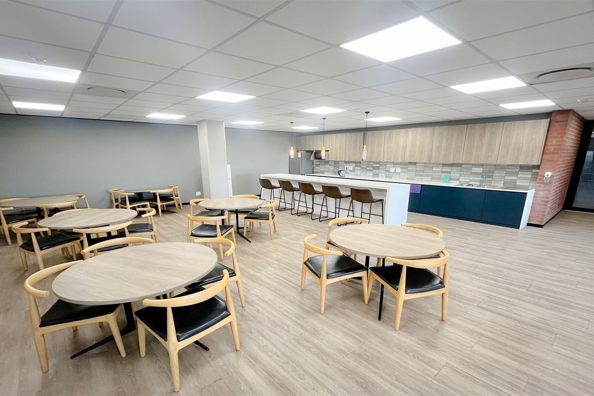 Office space to let in Houghton/Rosebank - Photo 5