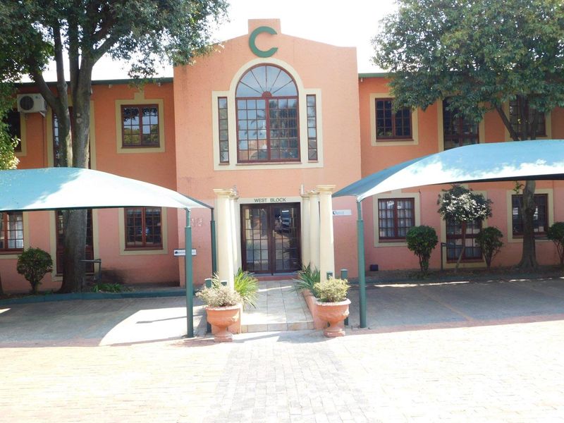 Small Ground Floor Randburg Offices For Sale / To Let. - Photo 5