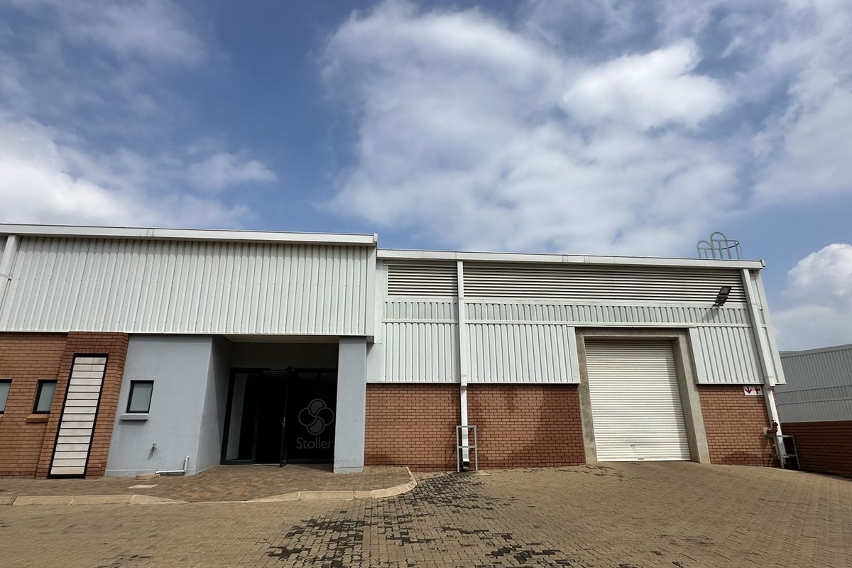 RENT DIRECT FROM OWNER! 573m2-3192m2 Warehouses to Let @ 21 Industrial Estate - Photo 4