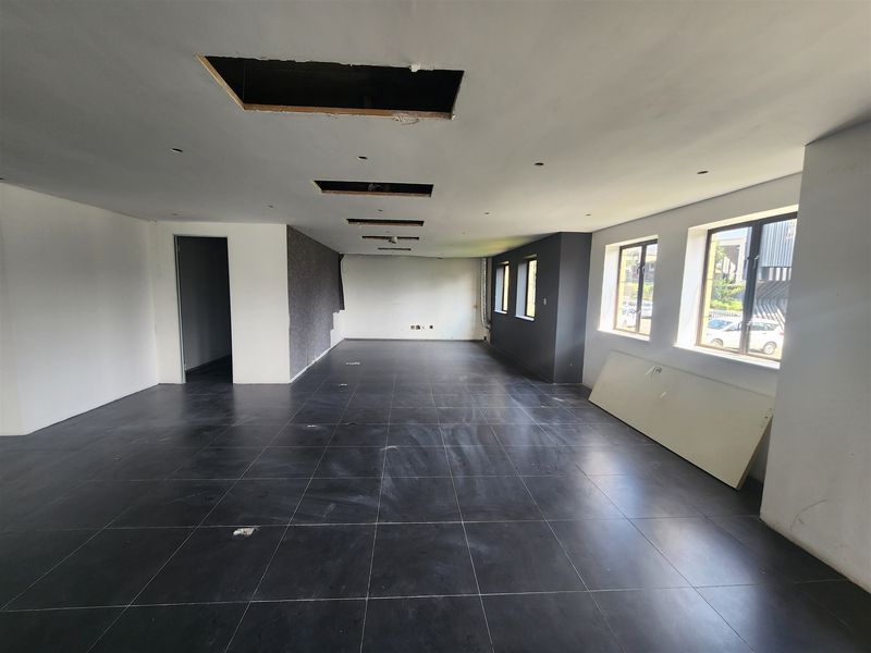 Offices to let in Sandown, Sandtown - Photo 6