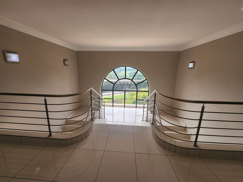 Offices to let in Sandown, Sandtown - Photo 2