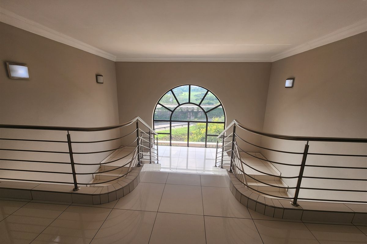 Offices to let in Sandown, Sandtown - Photo 2