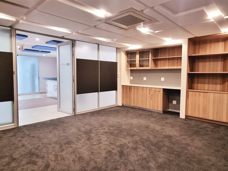 Office space to let in The Woodlands Office Park - Photo 5