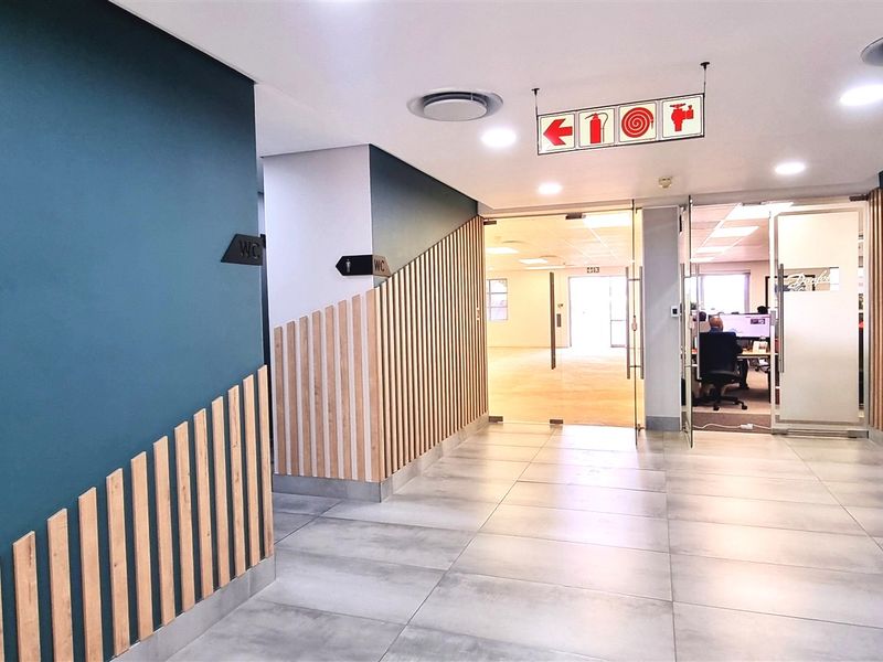 Office space to let on the Ground floor in The Woodlands - Photo 2