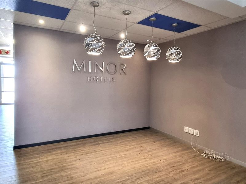 Office space to let in SOLEIL building Lyme Park - Photo 2