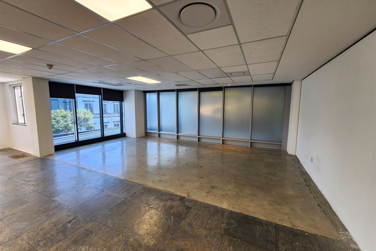 Office space to let in Sandhurst, Sandton - Photo 3
