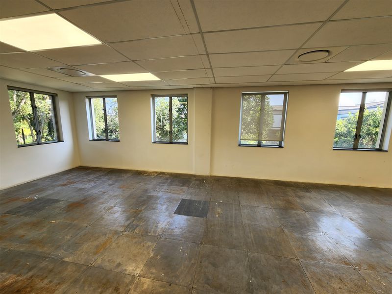Office space to let in Sandhurst, Sandton - Photo 7