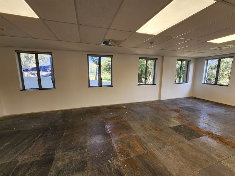 Office space to let in Sandhurst, Sandton - Photo 6