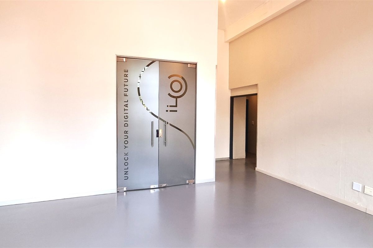 Office space in Woodmead Office Park - Photo 2