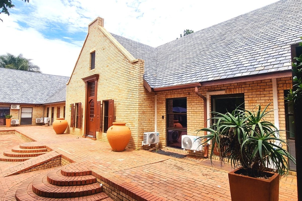 Office space to let in 4 Bridle Close Woodmead - Photo 2