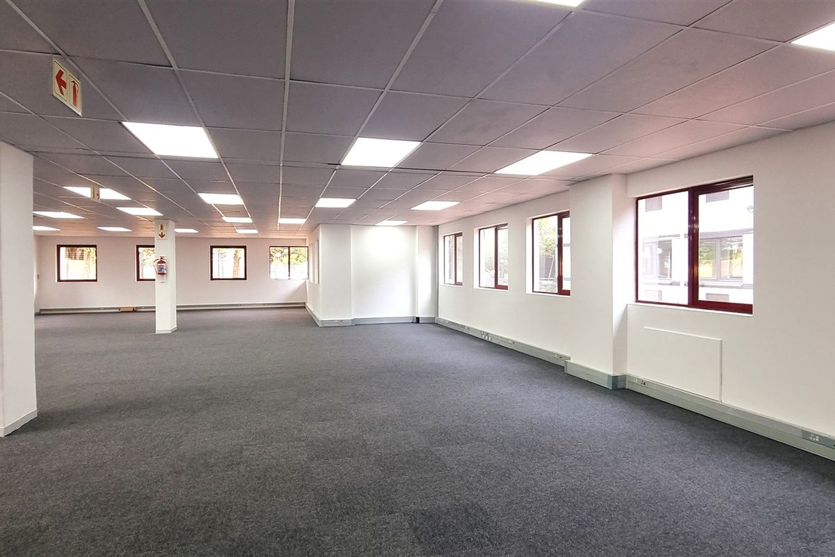 Office space to let on the Ground floor of 36 Homestead Road in Edenburg Rivonia - Photo 3
