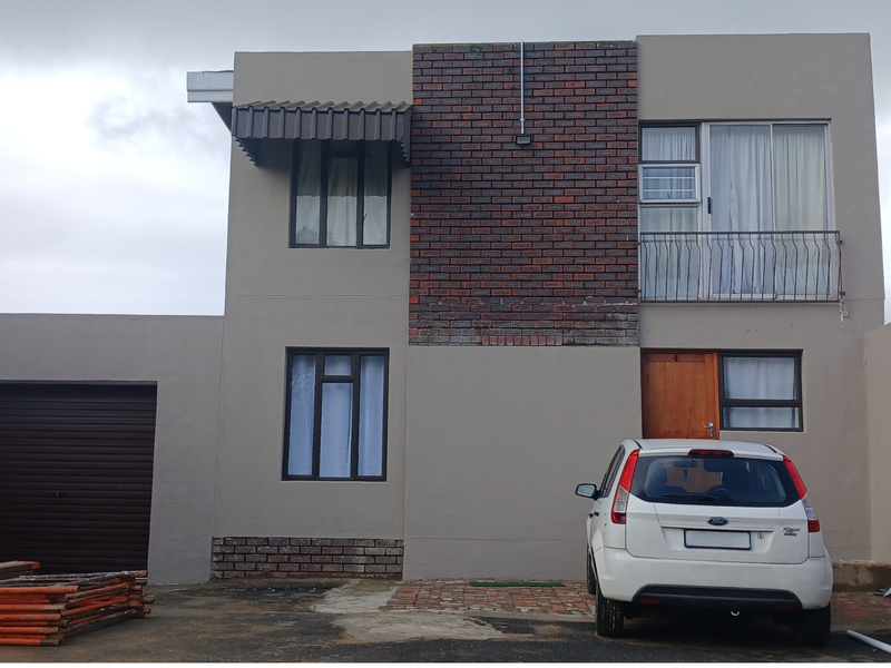 Commercial Building - Photo 8