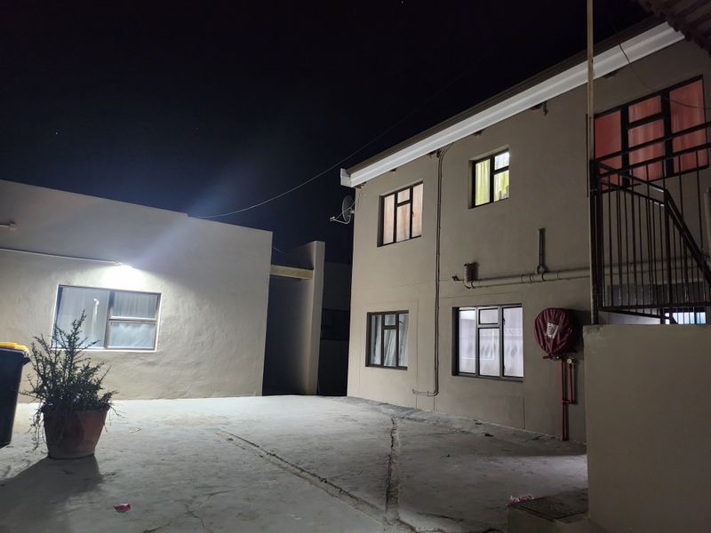 Commercial Building - Photo 5