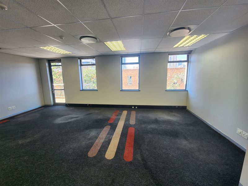 Offices to let in Sandton - Photo 5