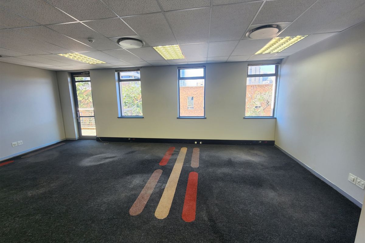 Offices to let in Sandton - Photo 5