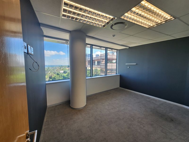 Offices to let in Sandton - Photo 5