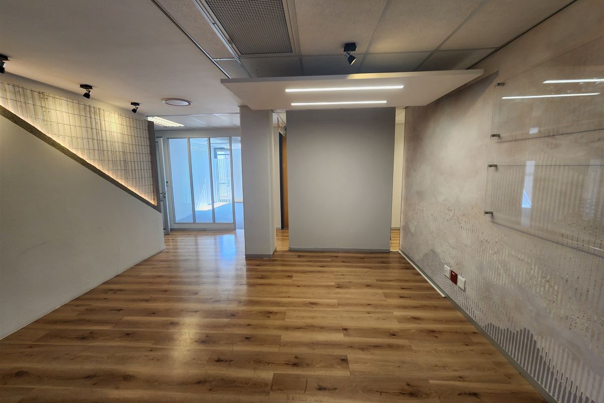 Offices to let in Sandton - Photo 3