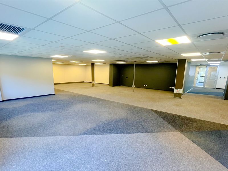 Office space to let in Waverley - Photo 7