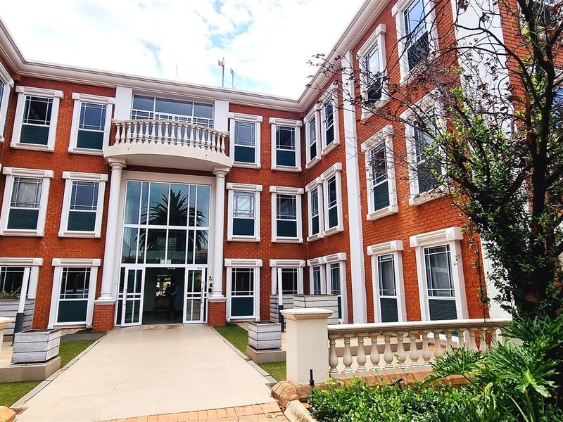 Office space to let in Bradenham Hall in Rivonia - Photo 10