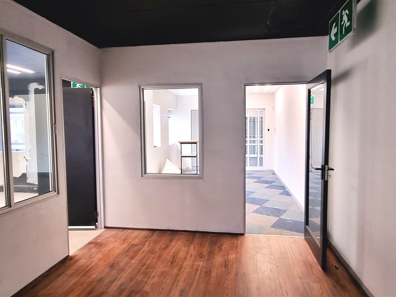 Office space to let in Bradenham Hall in Rivonia - Photo 9