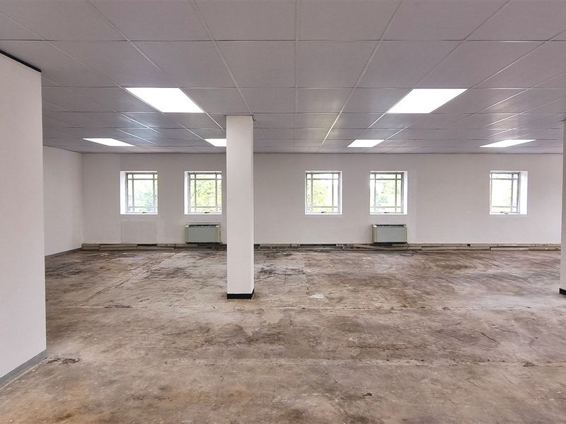 Office space to let on the 1st floor of the North Block in Bradenham Hall in Rivonia - Photo 7