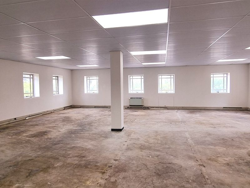 Office space to let on the 1st floor of the North Block in Bradenham Hall in Rivonia - Photo 5