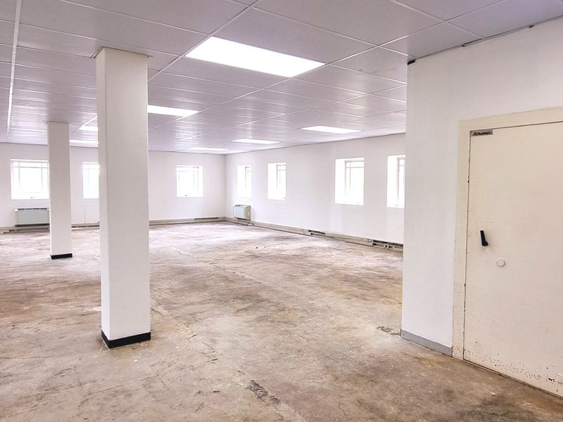 Office space to let on the 1st floor of the North Block in Bradenham Hall in Rivonia - Photo 8