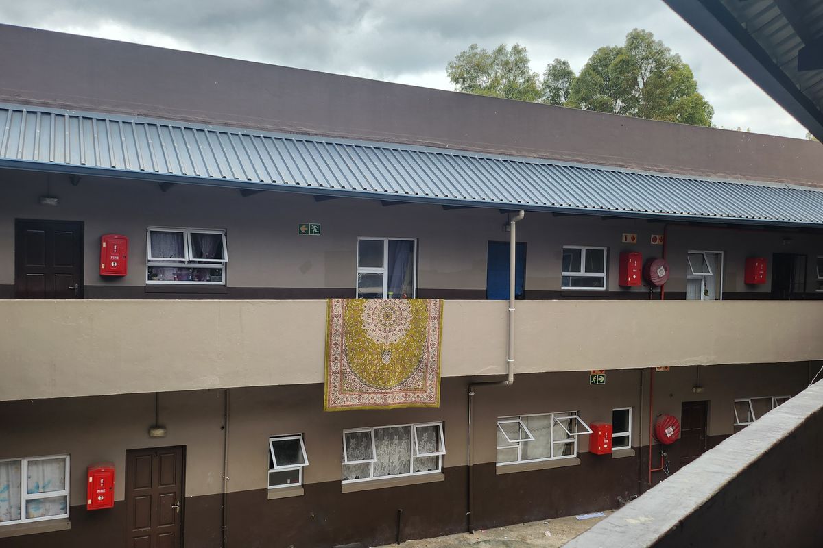 20 Flats and 2 Shops - Photo 5