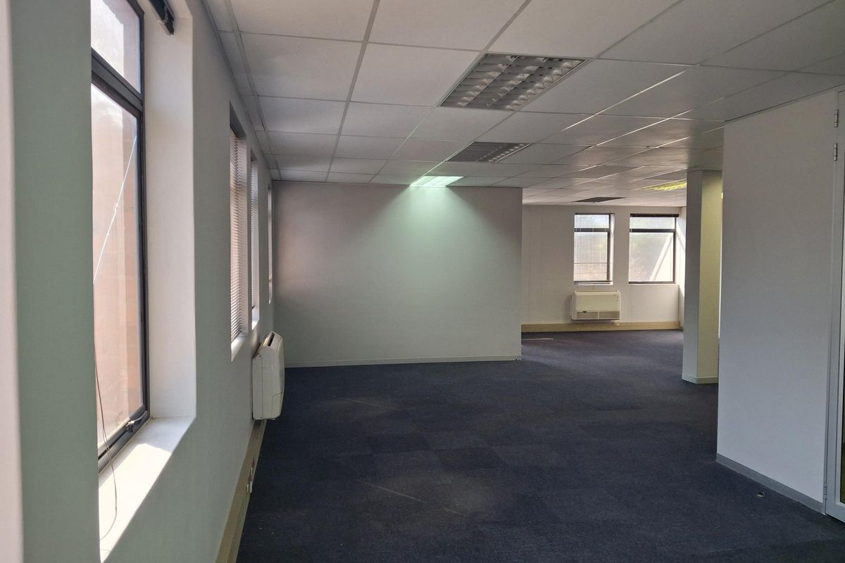 A-Grade Offices with Backup Power & 24/7 Security - Photo 5