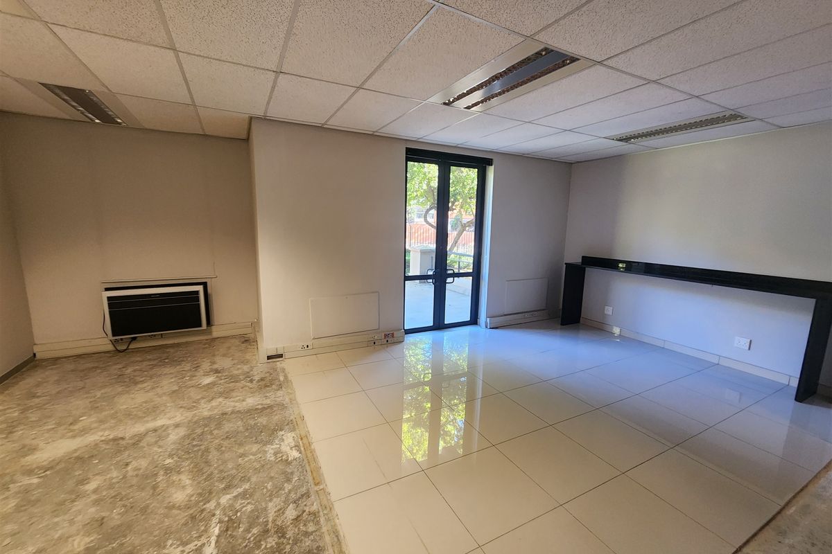 Offices to let in Sandton - Photo 3